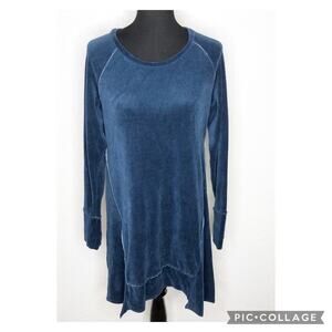 Cut loose navy blue velvet velour tunic top size Medium